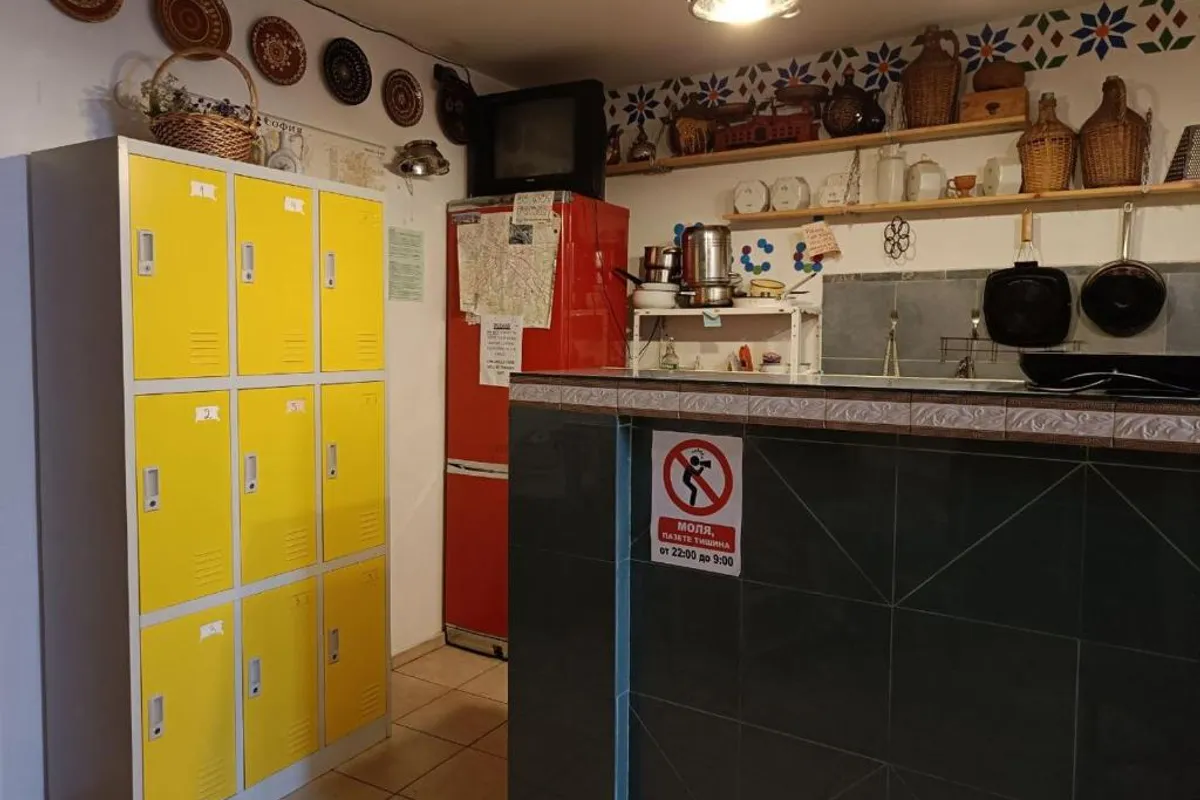 10 Coins Hostel & tours photo 4