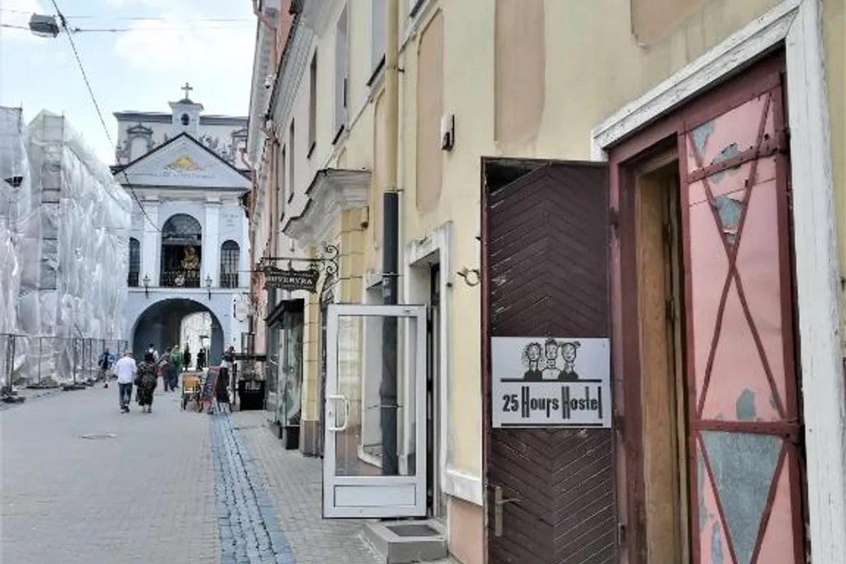 25 Hours Hostel