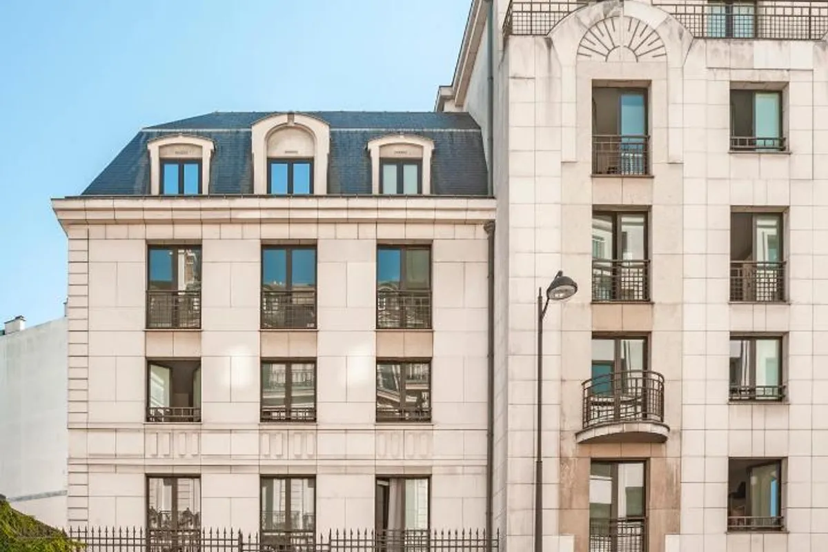 Adveniat Paris