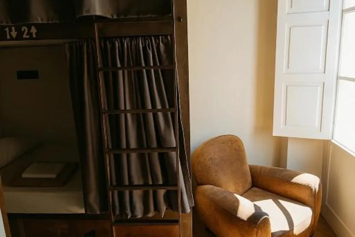 Black Swan Hostel Sevilla photo 3