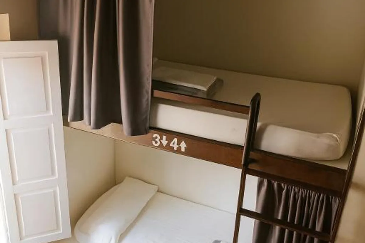 Black Swan Hostel Sevilla photo 4