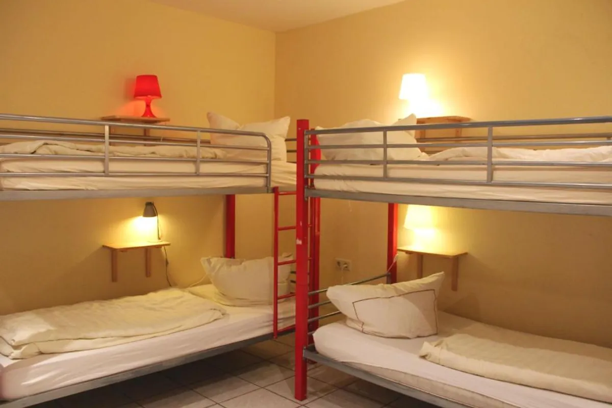 Buch-Ein-Bett Hostel photo 3