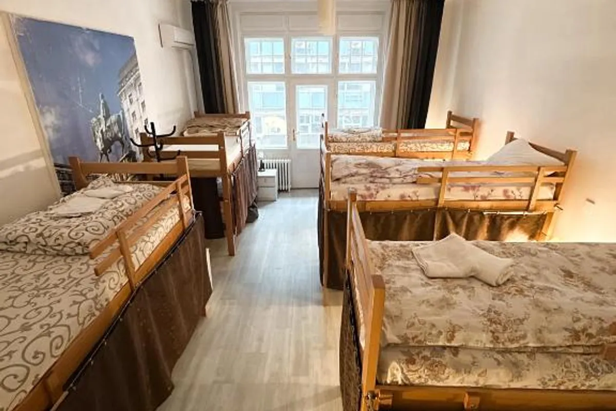 The Horse Monument Hostel photo 2