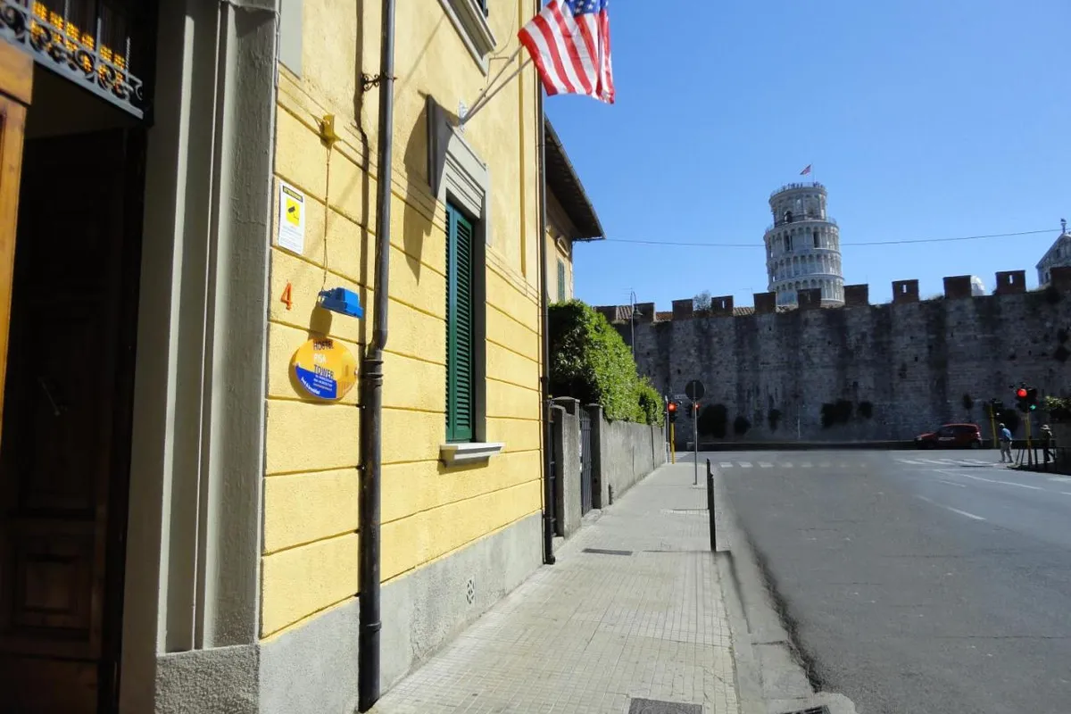Hostel Pisa Tower