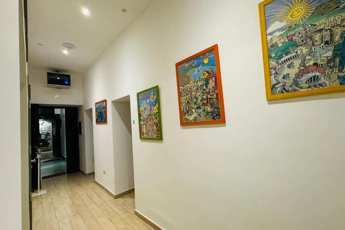 Hostel Mancini Naples photo 4