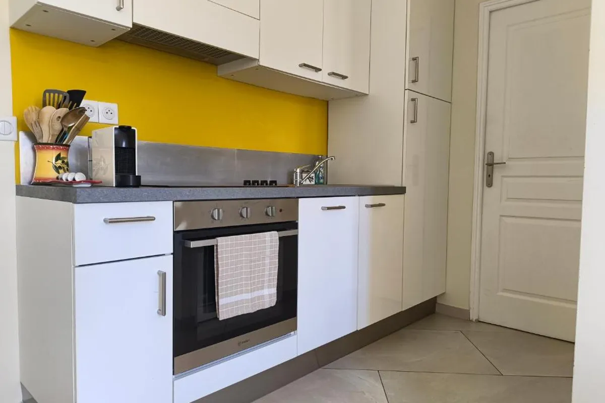 Meyerbeer Beach photo 4