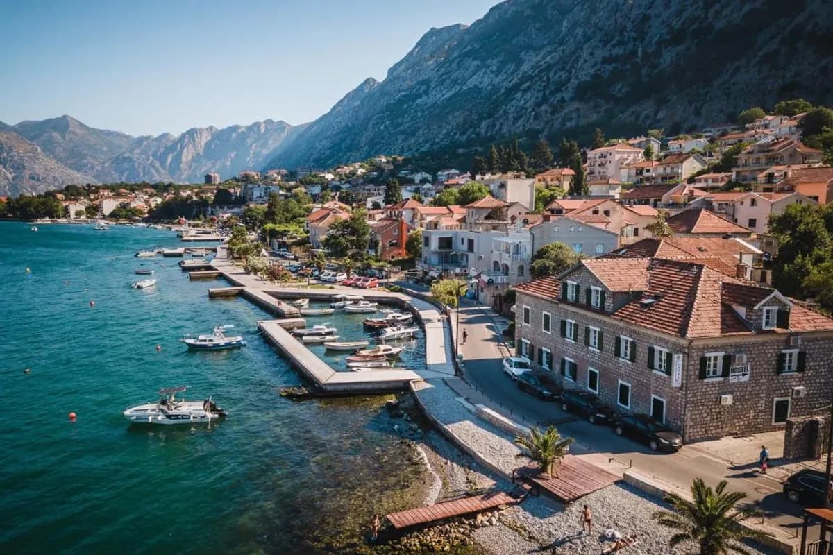 Montenegro Hostel 4U