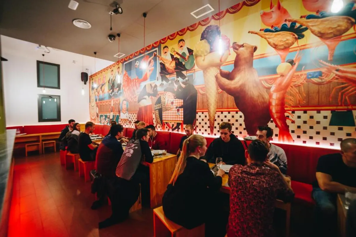 Ok Hostel Madrid photo 4