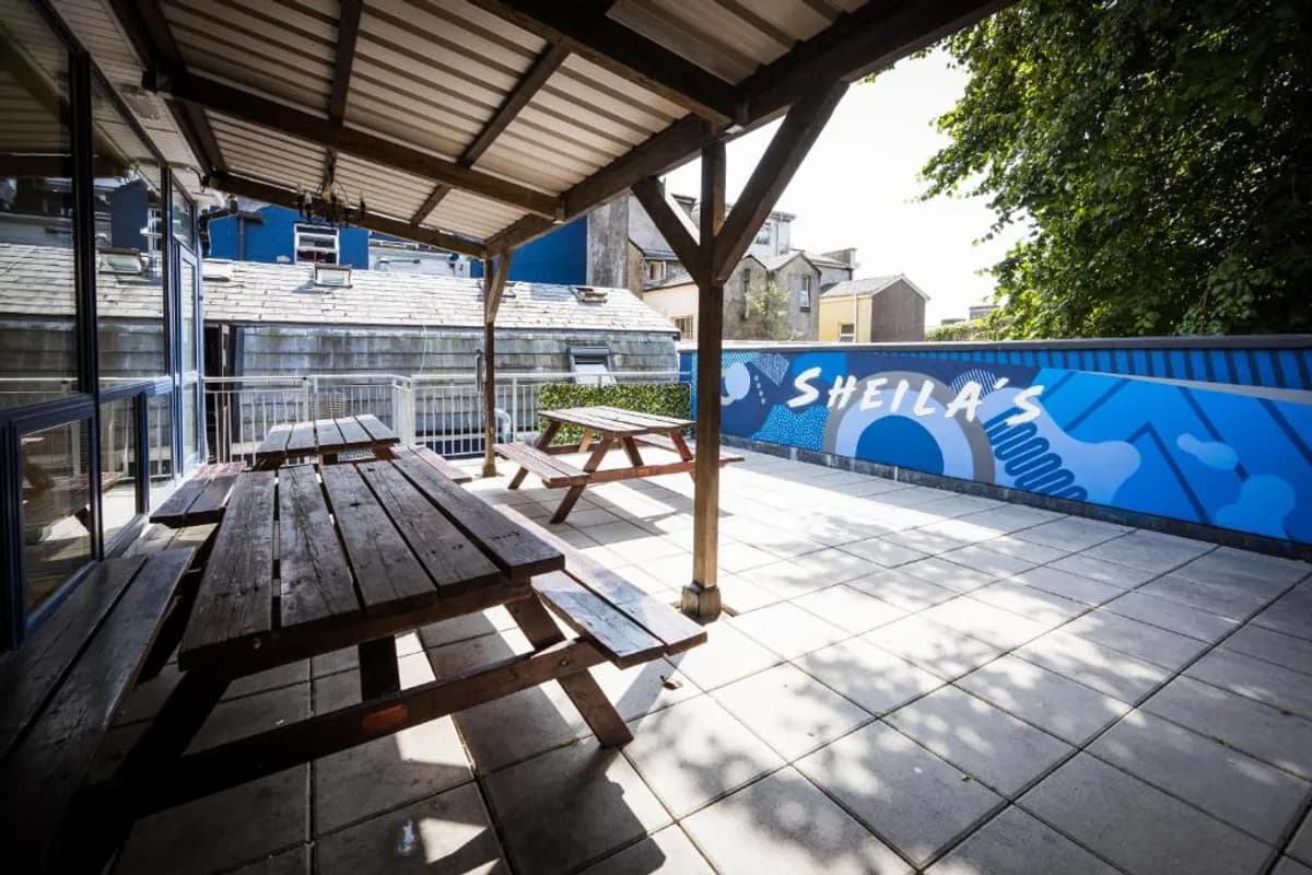 Sheilas Tourist Hostel photo 4