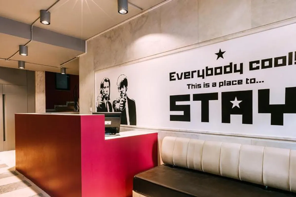 Stay Hybrid Youth Hostel