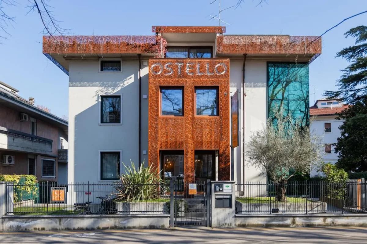 StraVagante Hostel and Rooms