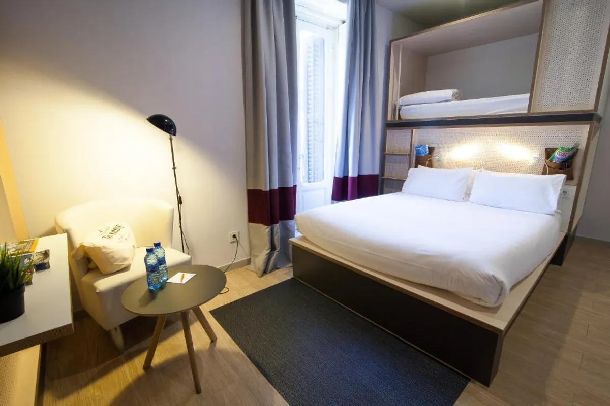 Toc Hostel Madrid photo 4