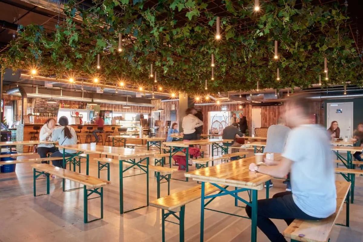 Urban Camper Hostel & Bar photo 1