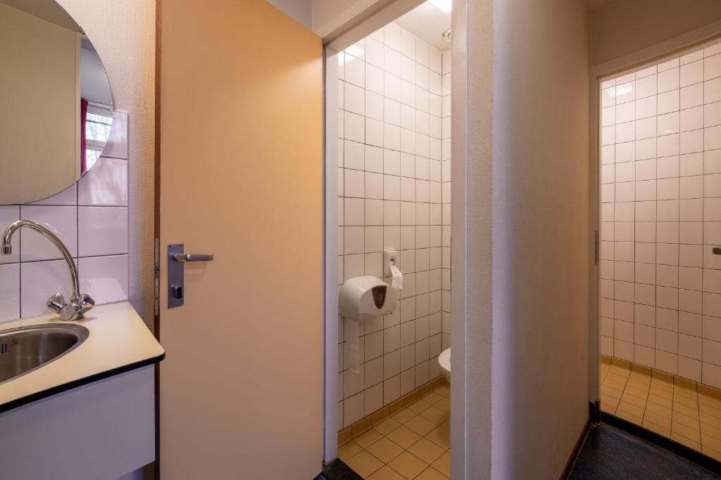 Stayokay Hostel Arnhem photo 3