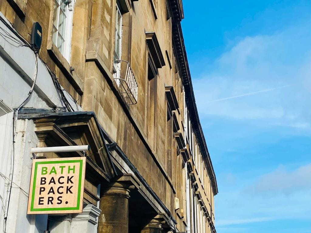 Bath hero