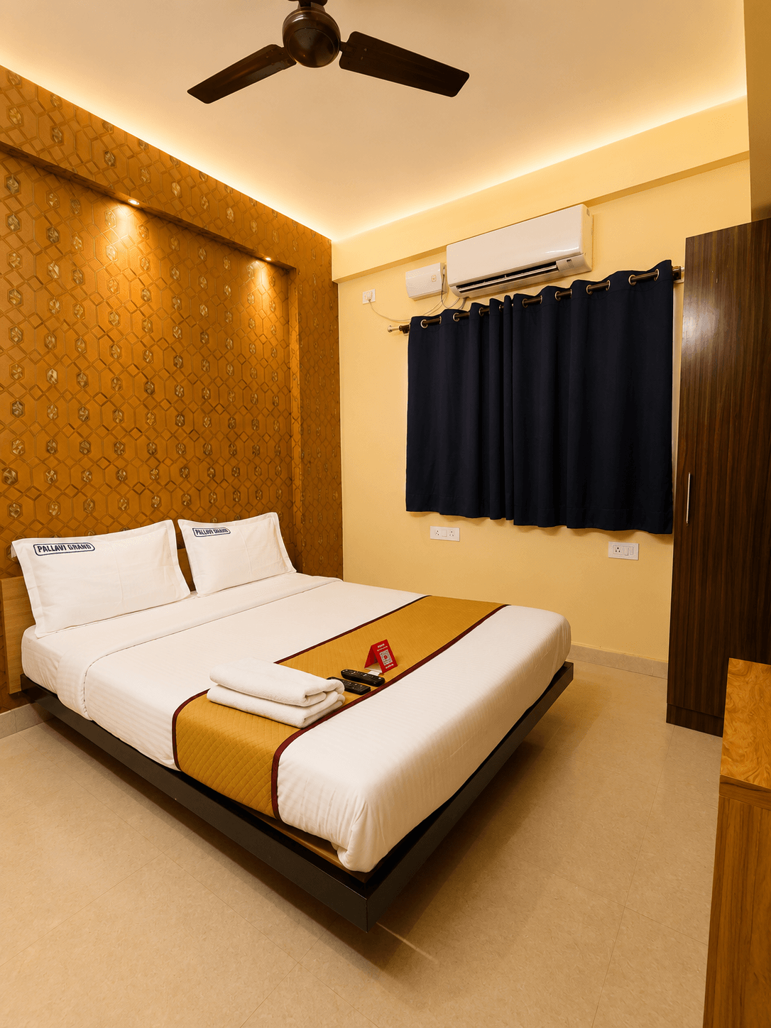 Hotel Pallavi Grand photo 2