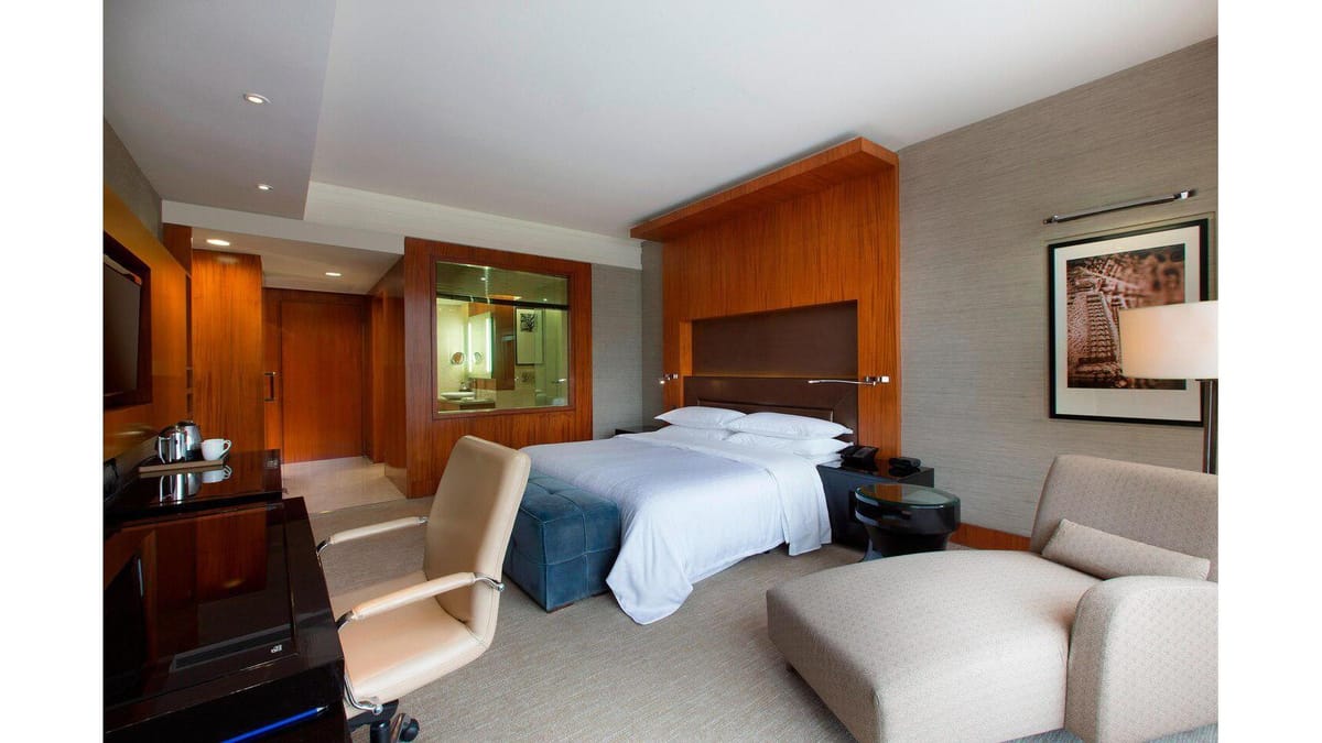 Sheraton Grand Bangalore Hotel at Brigade Gateway photo 3