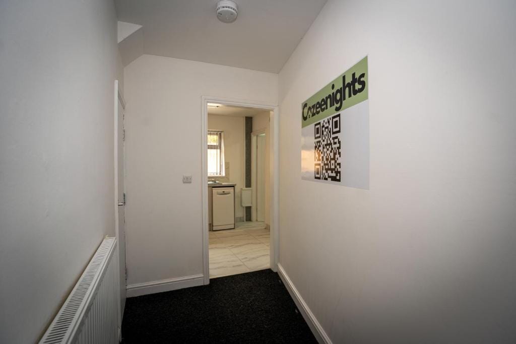 Beckbury House close to the City, 7 mins from QE and Royal Othopedic Hospital, Bham University photo 3