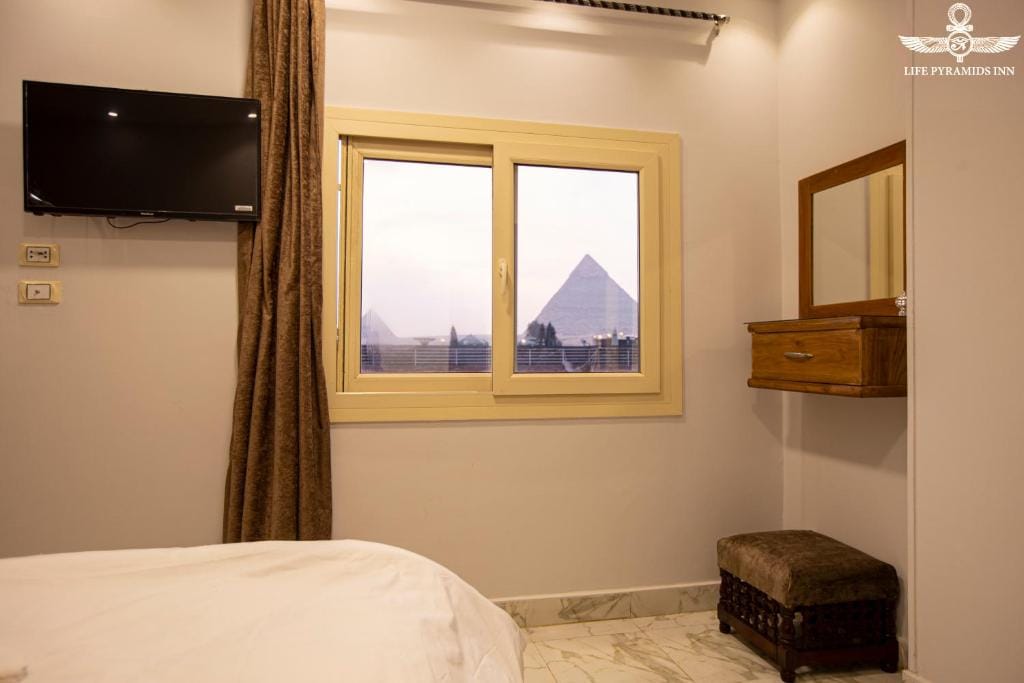 Life Pyramids Inn photo 3