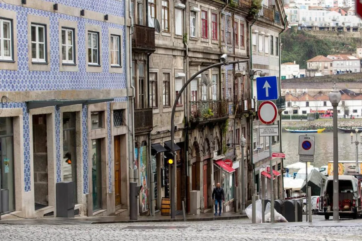 The Central House Porto Ribeira photo 4