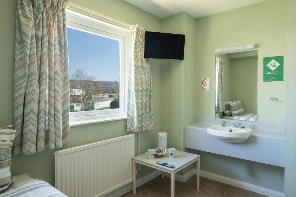 Hunters Lodge photo 3