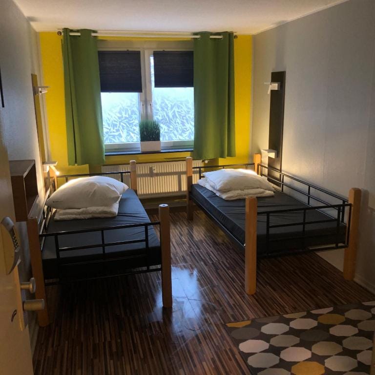 Backpackers Düsseldorf - SELF CHECK-IN photo 2