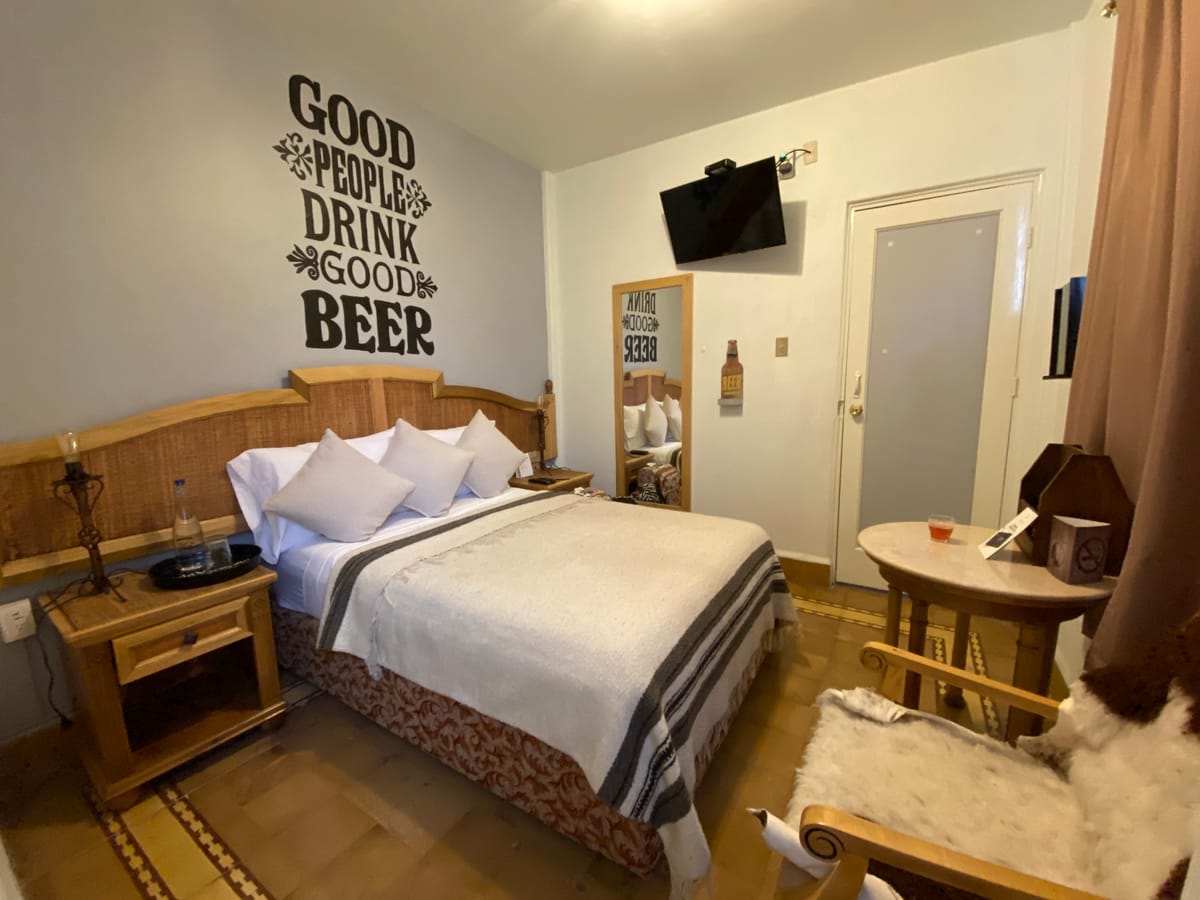 Mala Vecindad Beer Hotel photo 2