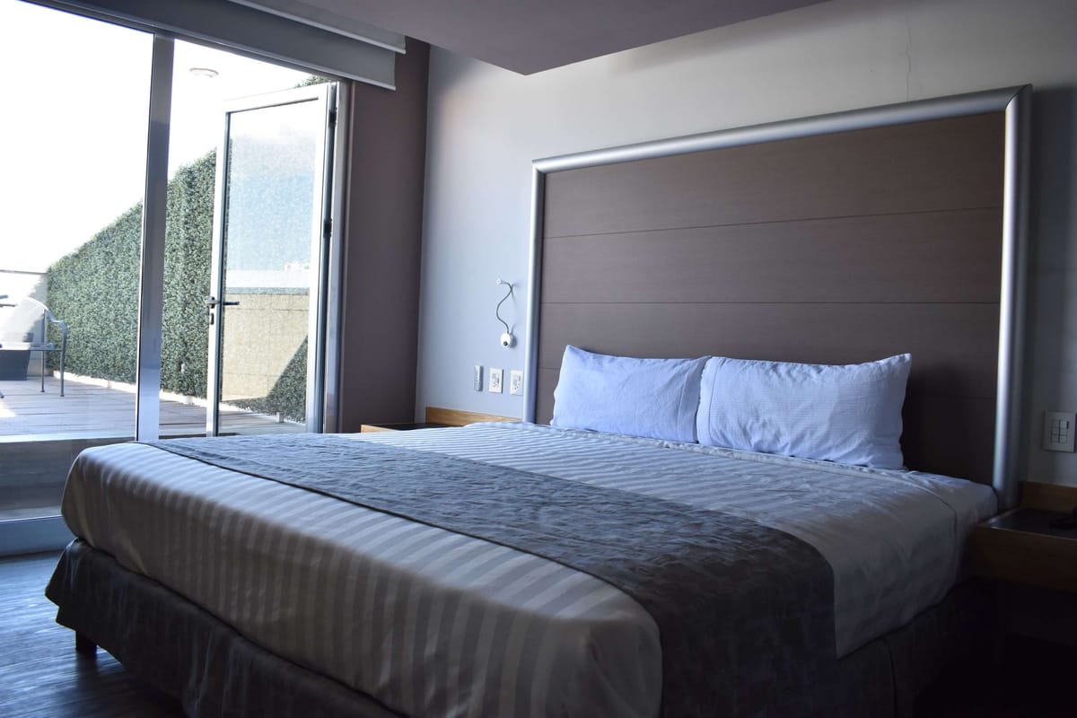 Ramada by Wyndham Mexico City Santa Fe photo 3