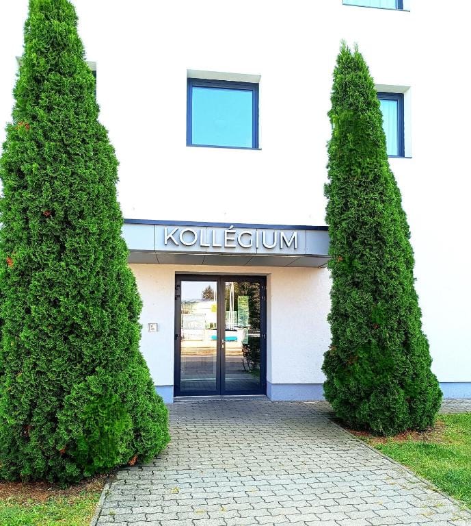 Famulus Kollégium