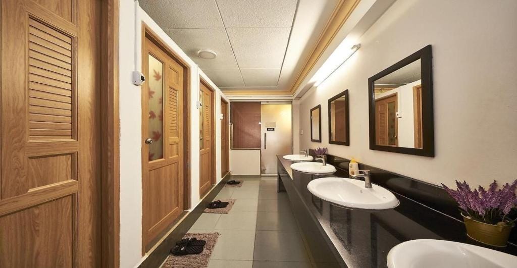 Alleyway Hostel photo 3
