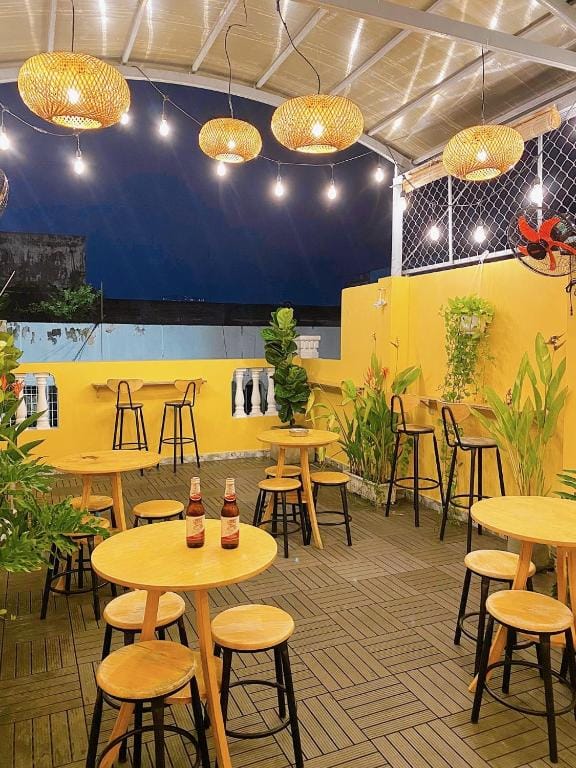 Saigon Authentic Hostel - Local Vibes and Experiences, Free Menu Breakfast, Gym & Rooftop photo 4