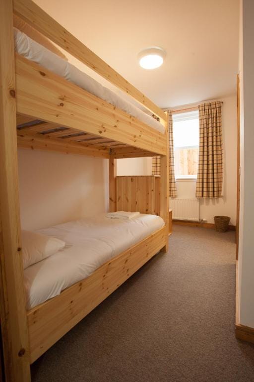 Black Isle Bar & Rooms photo 3