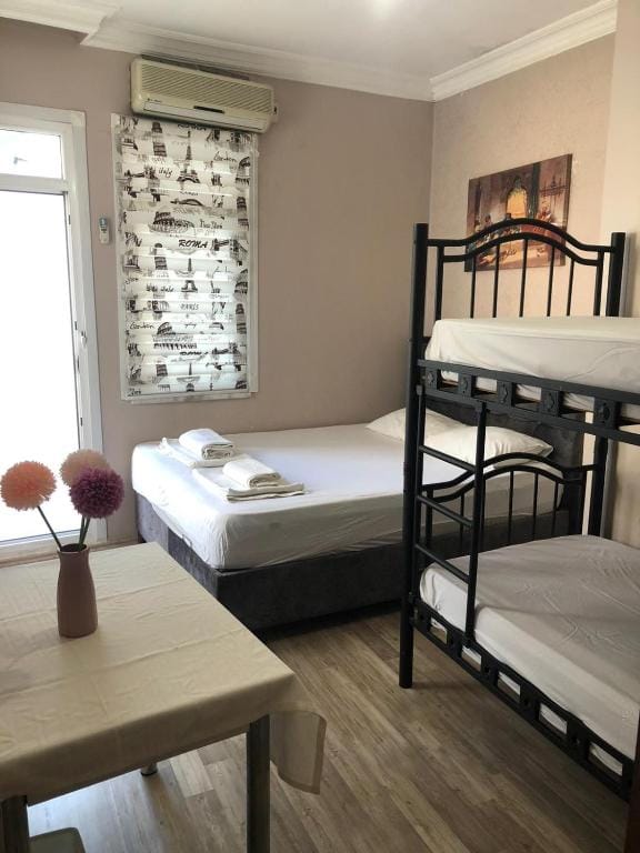 Theodora Hostel photo 2