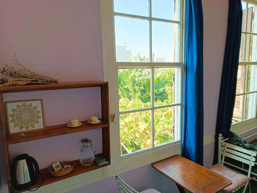 Lotus Garden Hostel Izmir photo 4