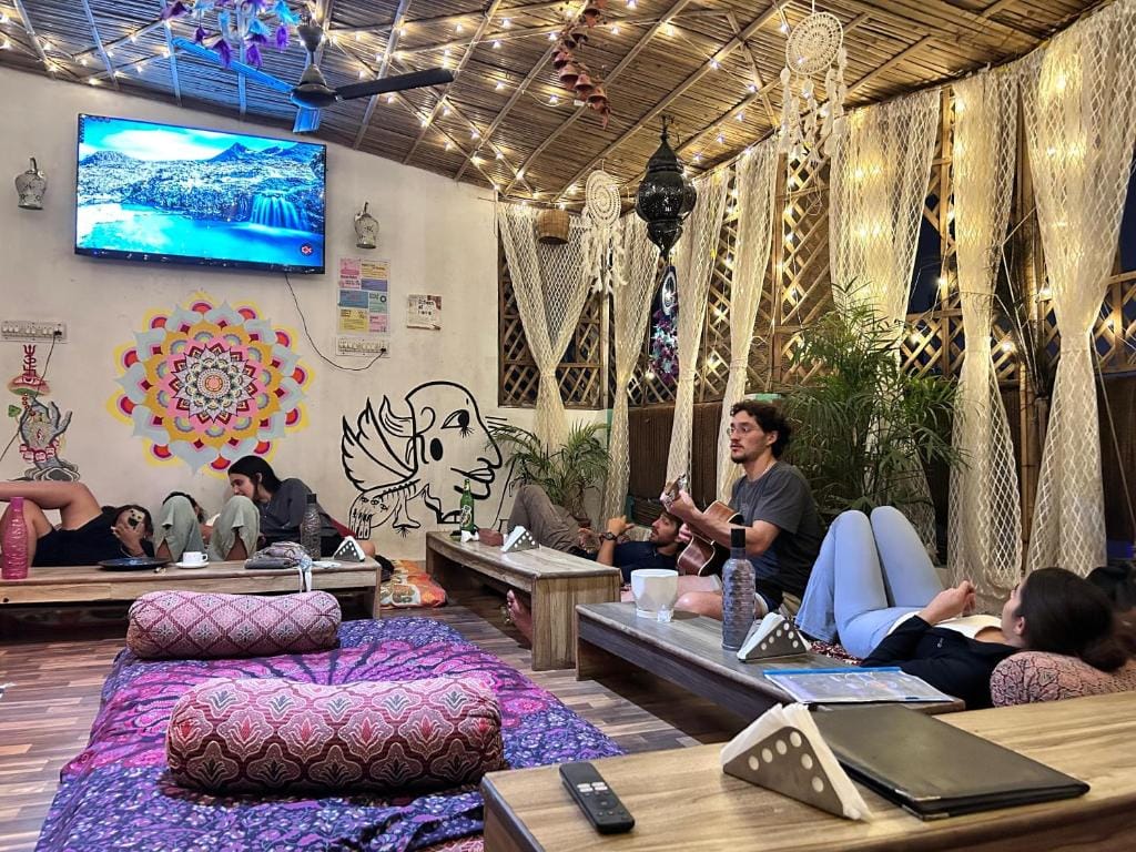 Flamingos Hostel Jaipur