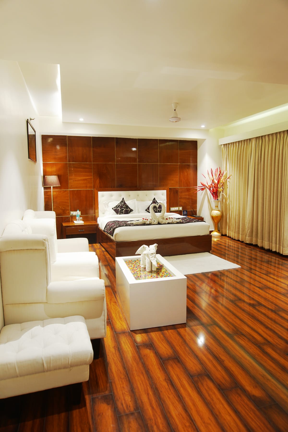 Grand Geet Hotels photo 2
