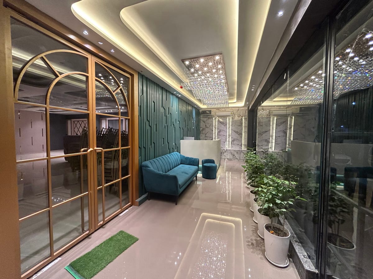 Hotel Majestic Grand