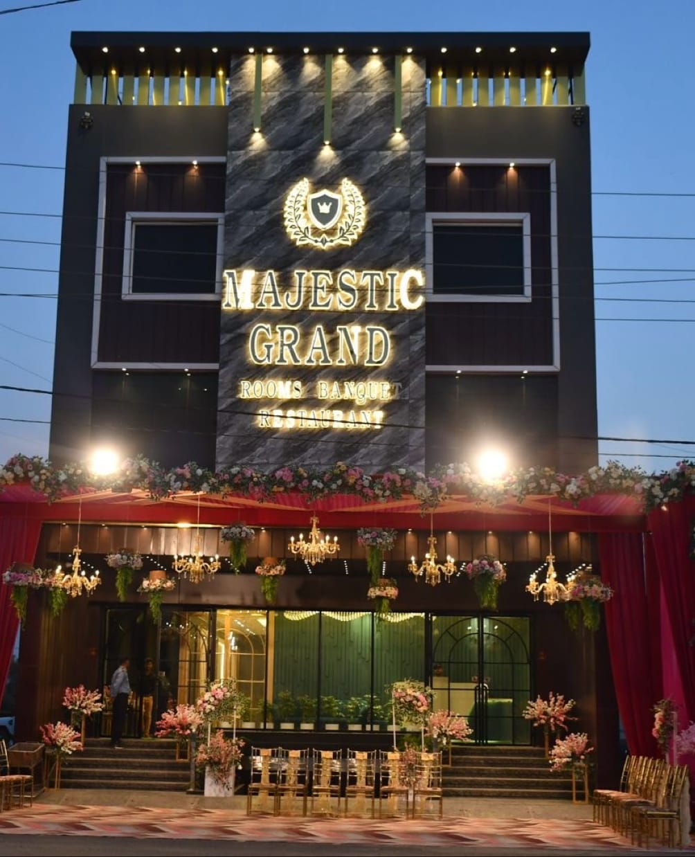 Hotel Majestic Grand photo 4
