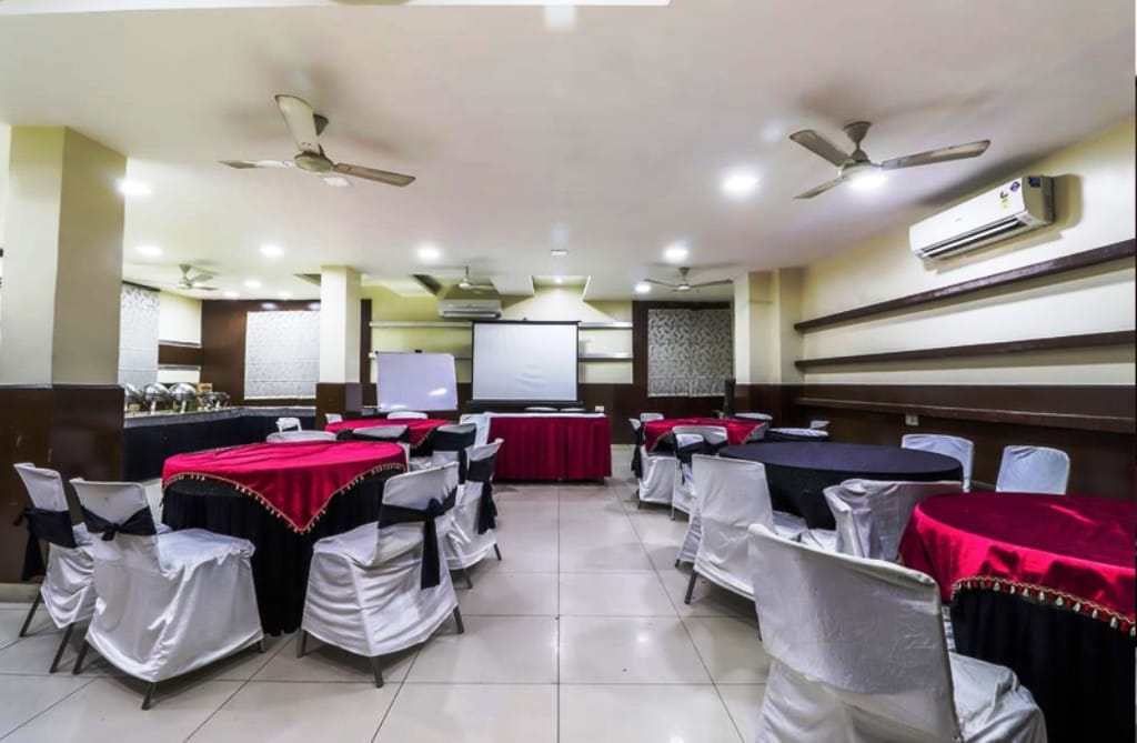 Hotel Mandakini PLaza photo 3