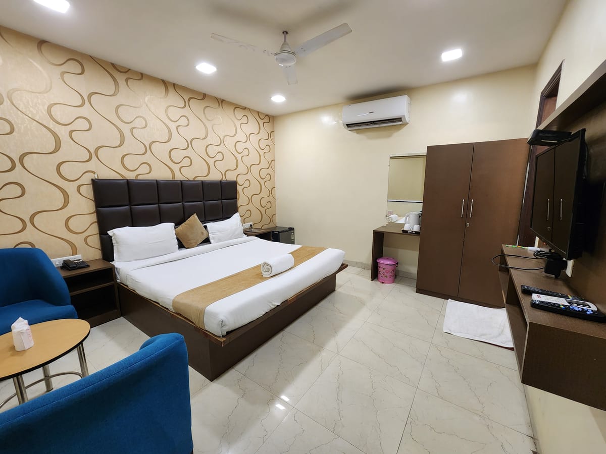 Hotel Mandakini Royale photo 2