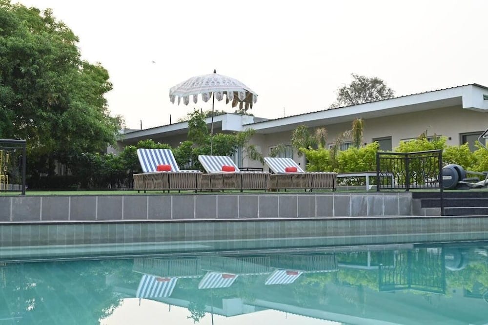 Status Club & Resort