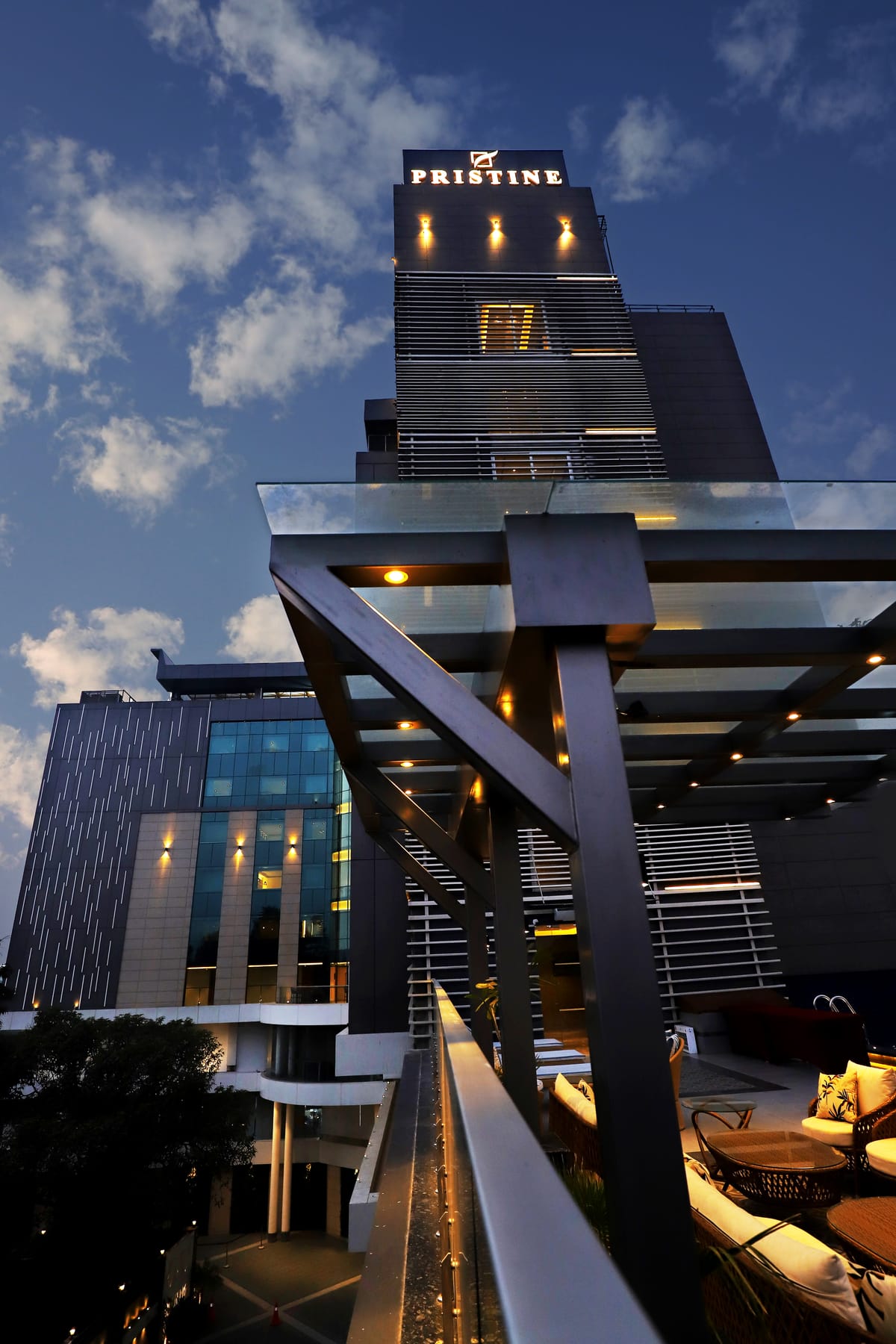 The Pristine Hotel photo 2