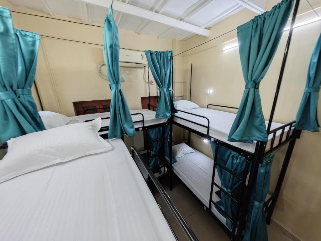 Evara Stays Backpackers Hostel photo 3