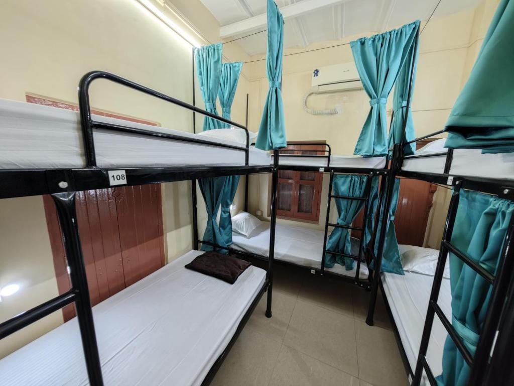 Evara Stays Backpackers Hostel photo 4