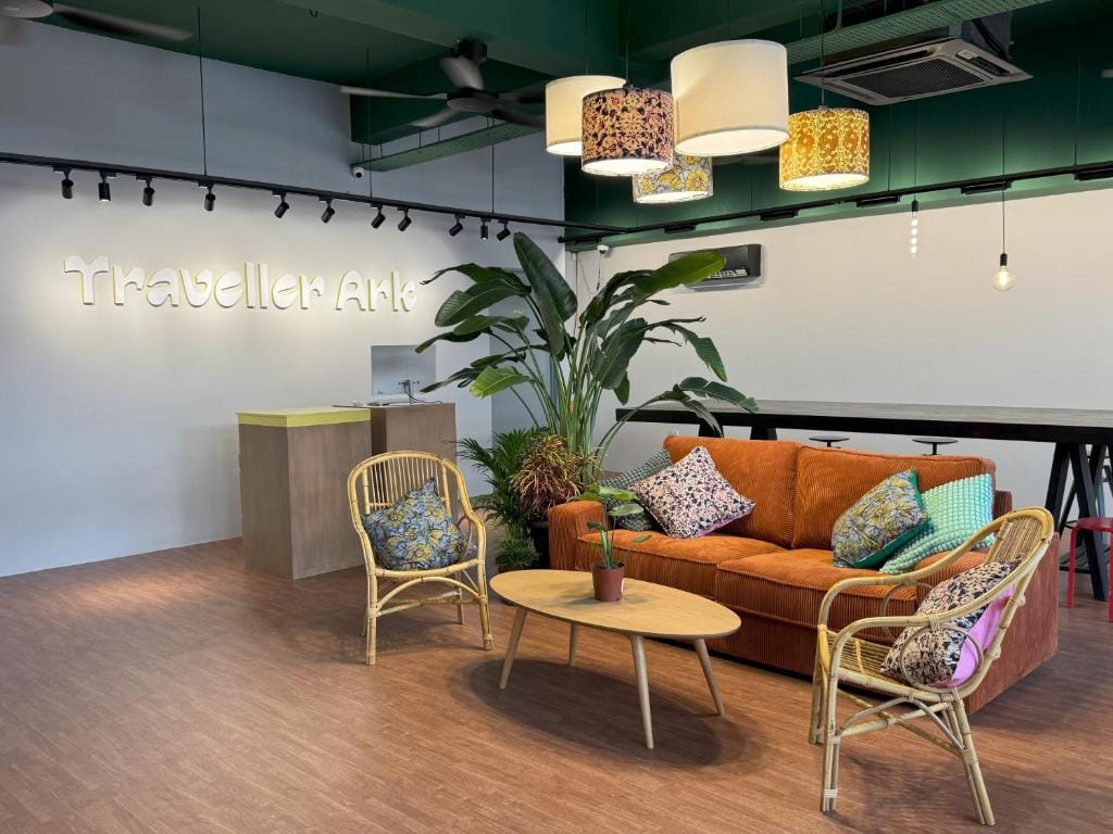 Traveller Ark Hotel and Bunks