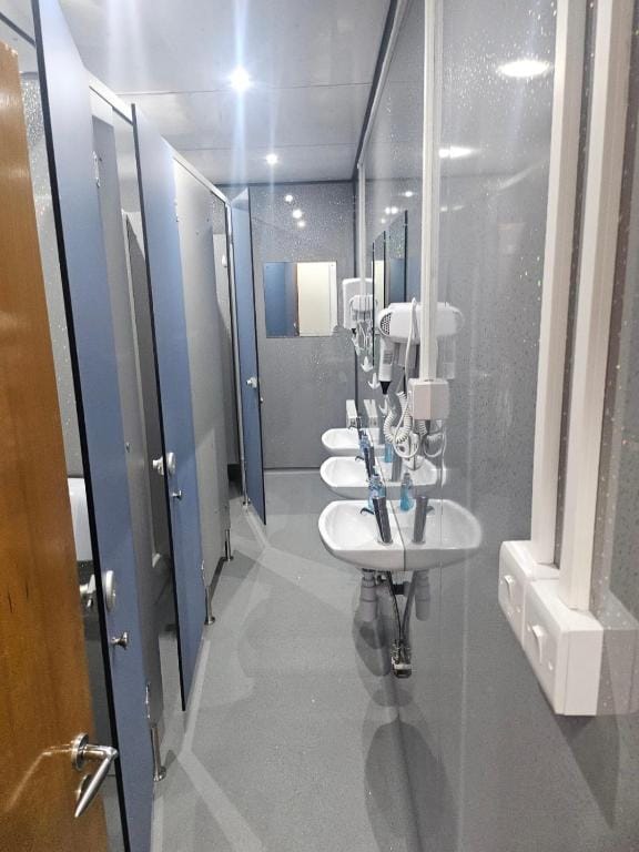 R S Hostels - Leeds photo 3
