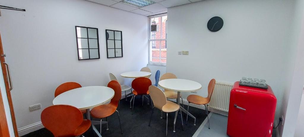 R S Hostels - Leeds photo 4