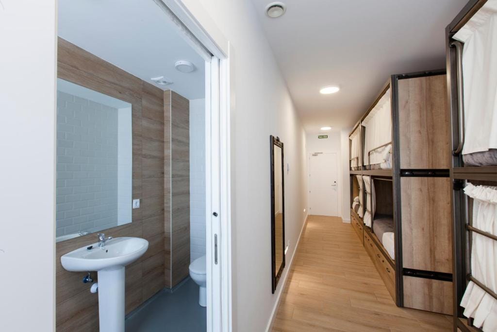 Winederful Hostel & Café photo 3