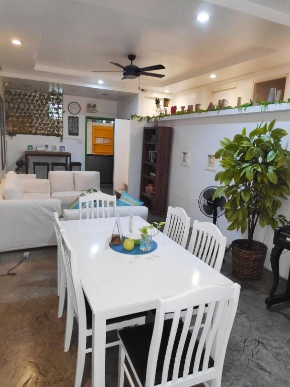 Crossroads Hostel Manila photo 4