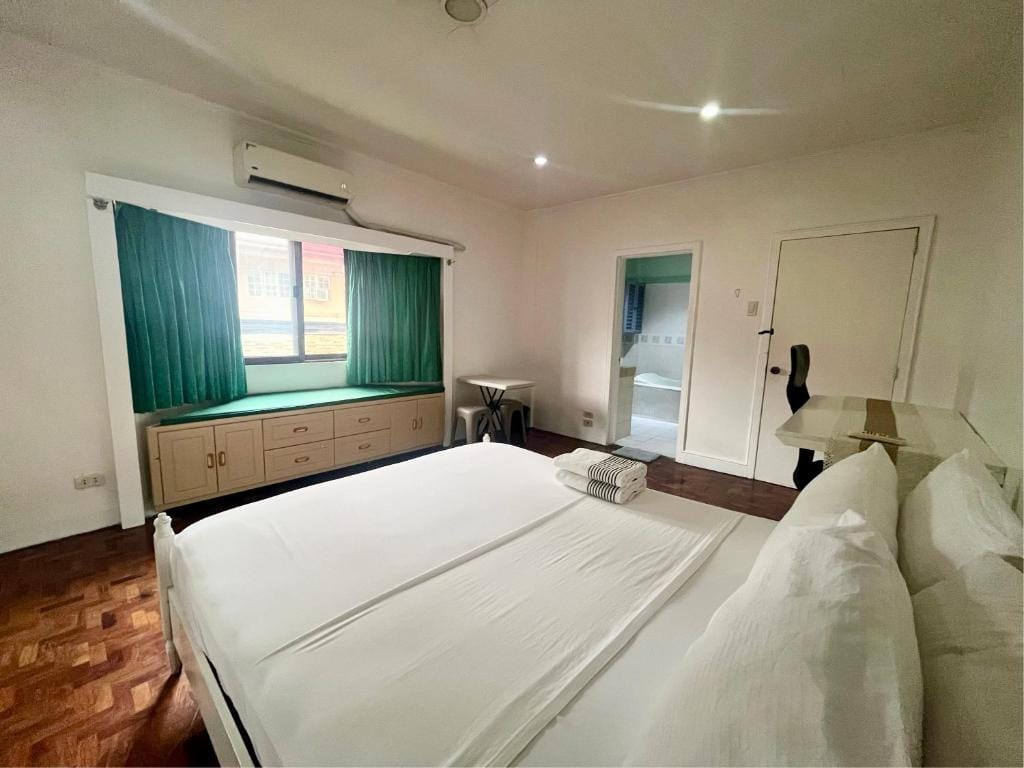 Layover Guesthouse photo 4